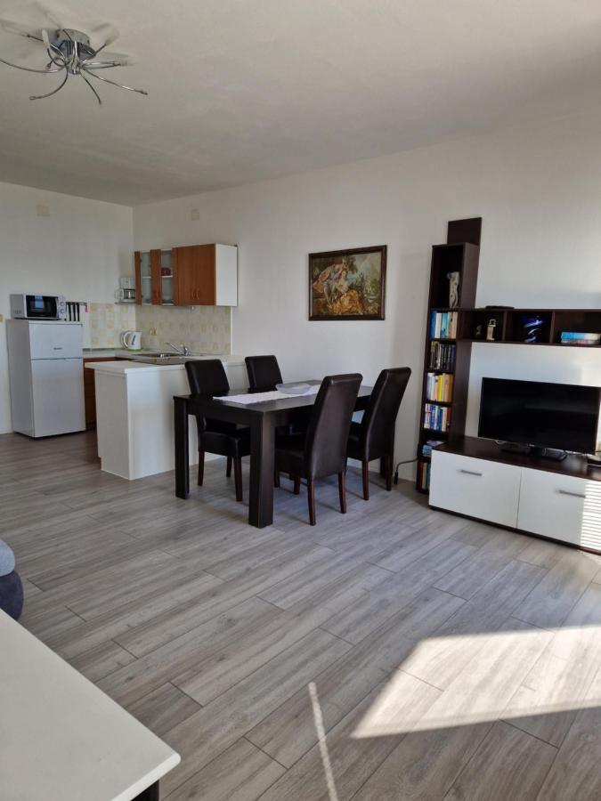 Apartments Velic ซริกเวนิซา ภายนอก รูปภาพ